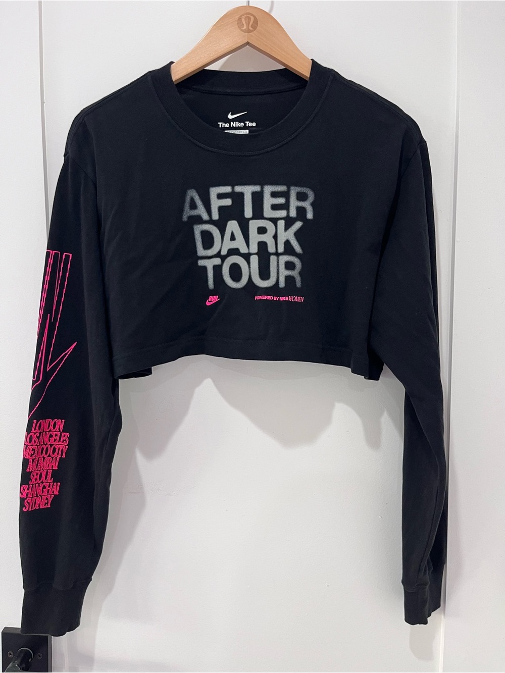 NWOT Nike After Dark Tour Oversized Long-Sleeve Cropped Shirt